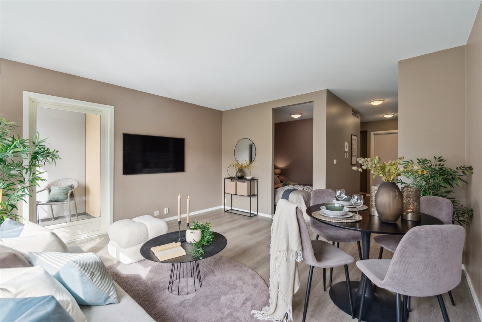 DNB Eiendom ved Christofer Norland Fari har gleden av å presentere Strandgata 12! Galleribilde