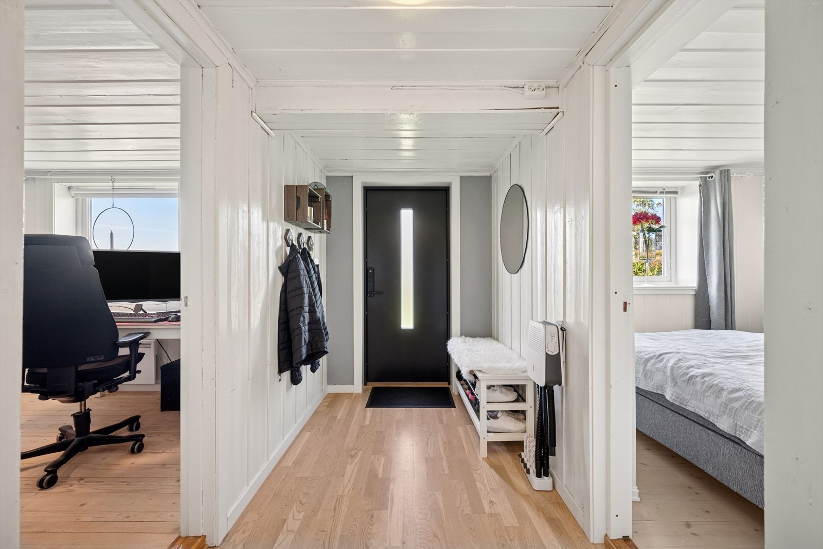 I kjelleren er det innredet med to soverom Galleribilde