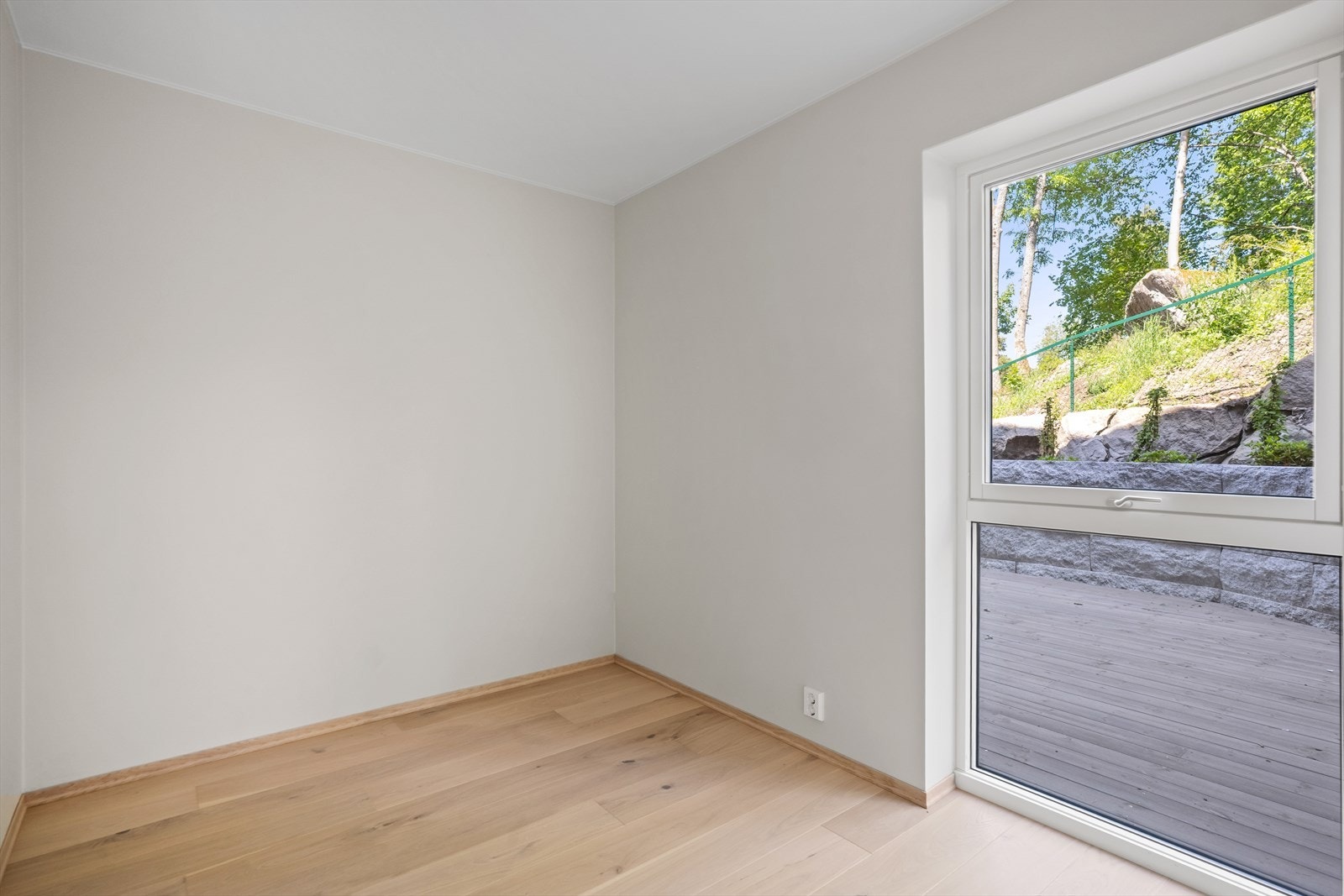 Soverom 2 egnes godt som kontor/barnerom/gjesterom Galleribilde