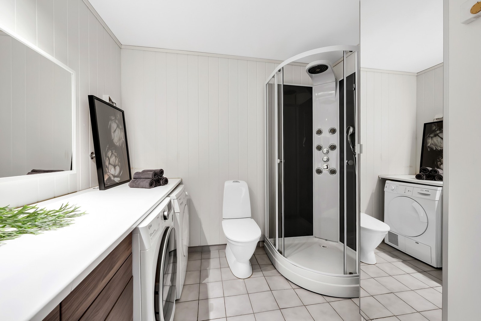 Bad på ca. 6,5m². Galleribilde