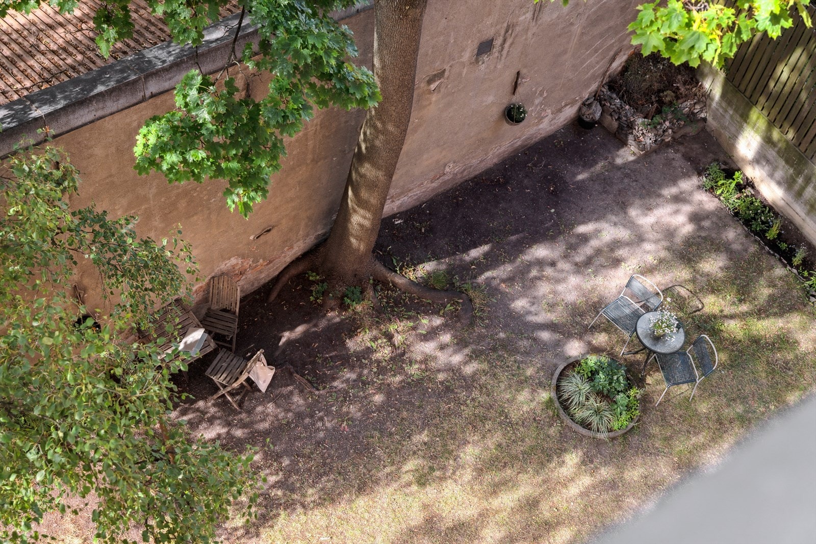 Felles bakgård for alle beboere. Galleribilde