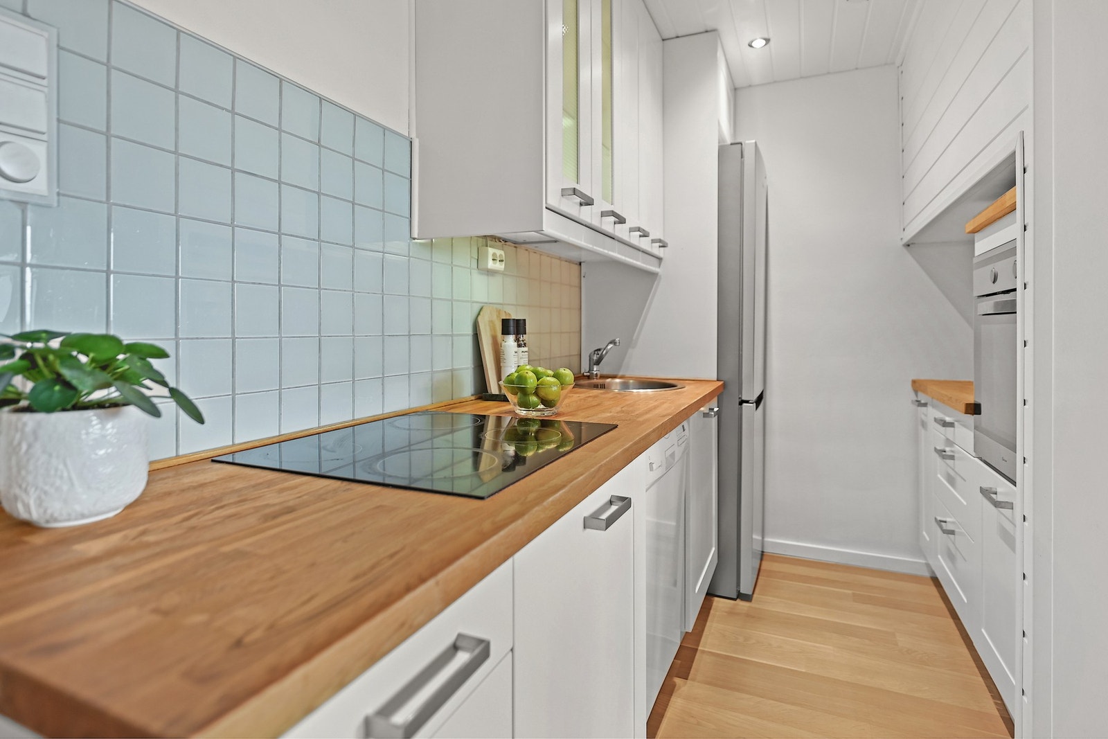 Leiligheten har et praktisk kjøkken fra 2007. Galleribilde