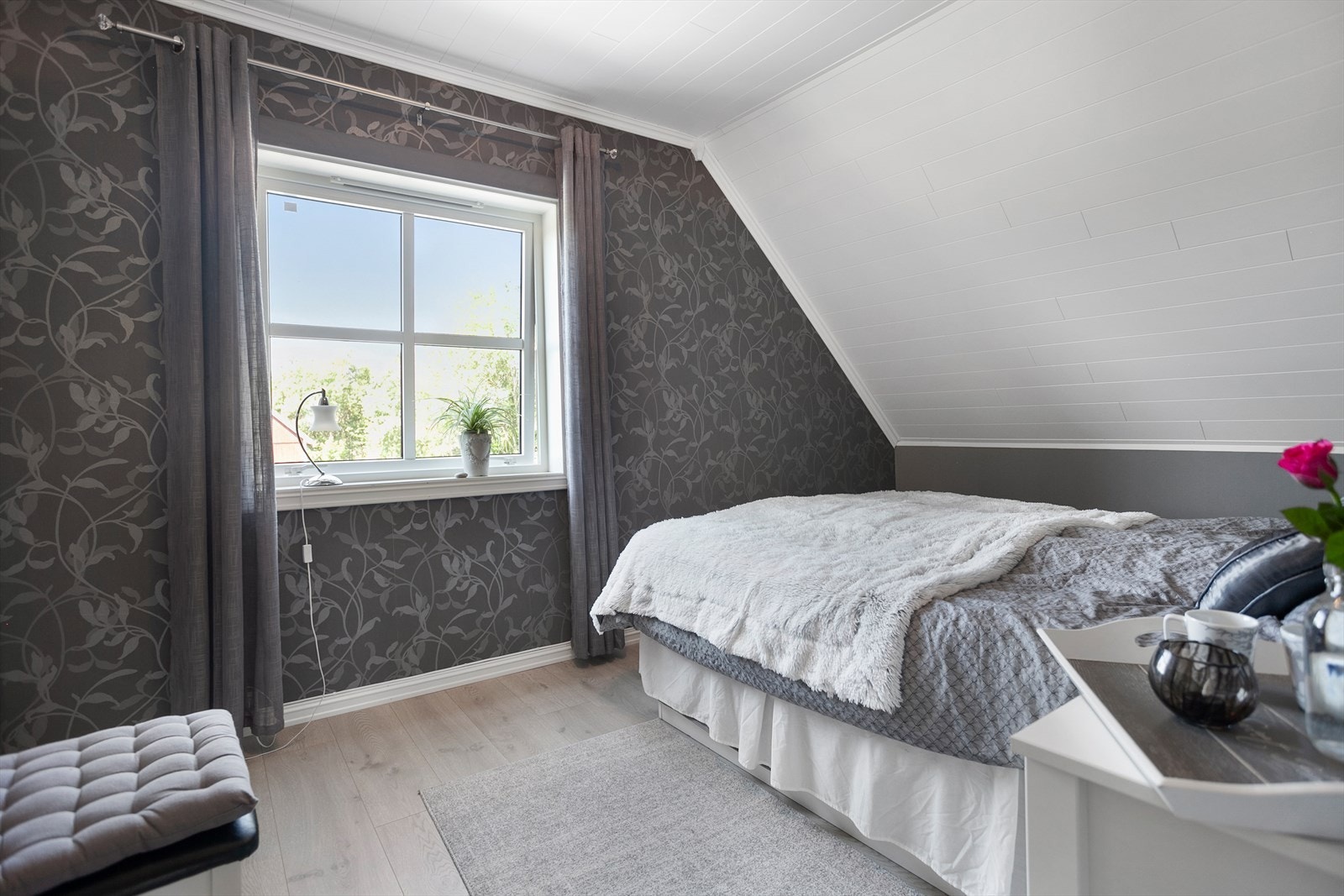 Romslig hovedsoverom. Galleribilde