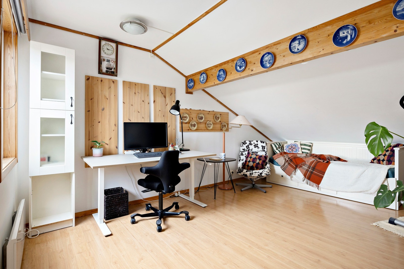 Loftstuen. Galleribilde