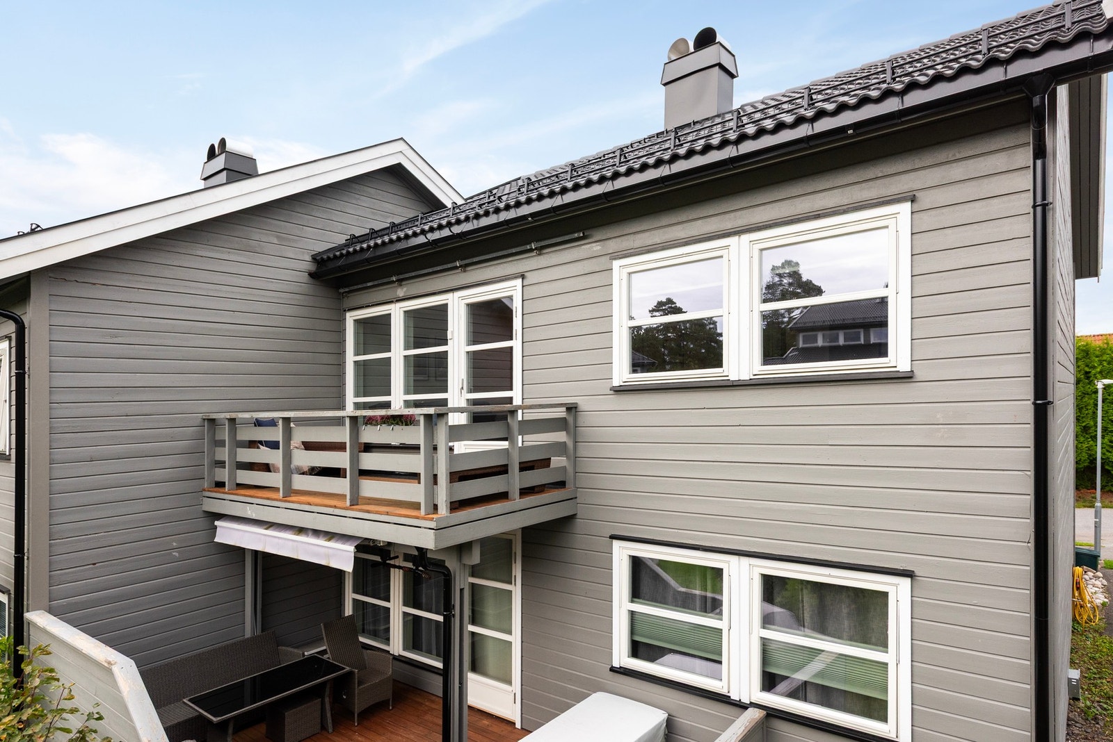 Leiligheten har en stille og fin intern beliggenhet, med vestvendt balkong på ca. 7 kvm Galleribilde