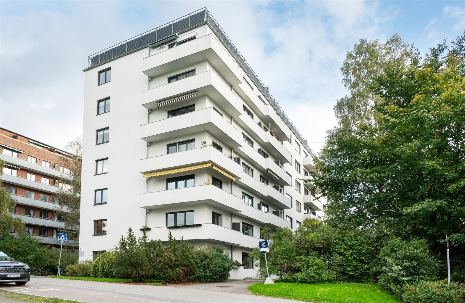 Leiligheten ligger i en velholdt boligblokk i et etablert og attraktivt område på Marienlyst. Galleribilde