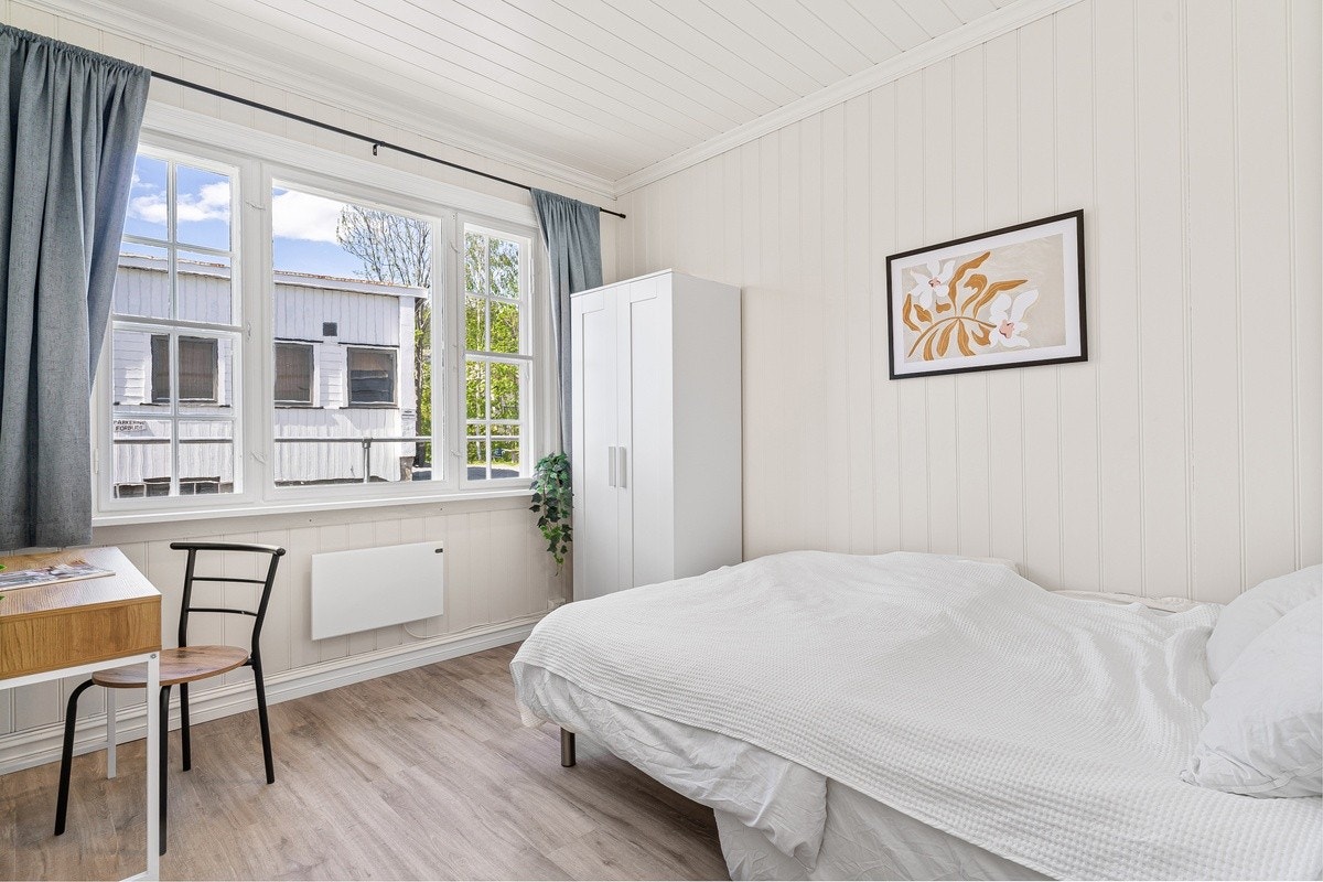 SOVEROM 4 - 11 KVM Galleribilde