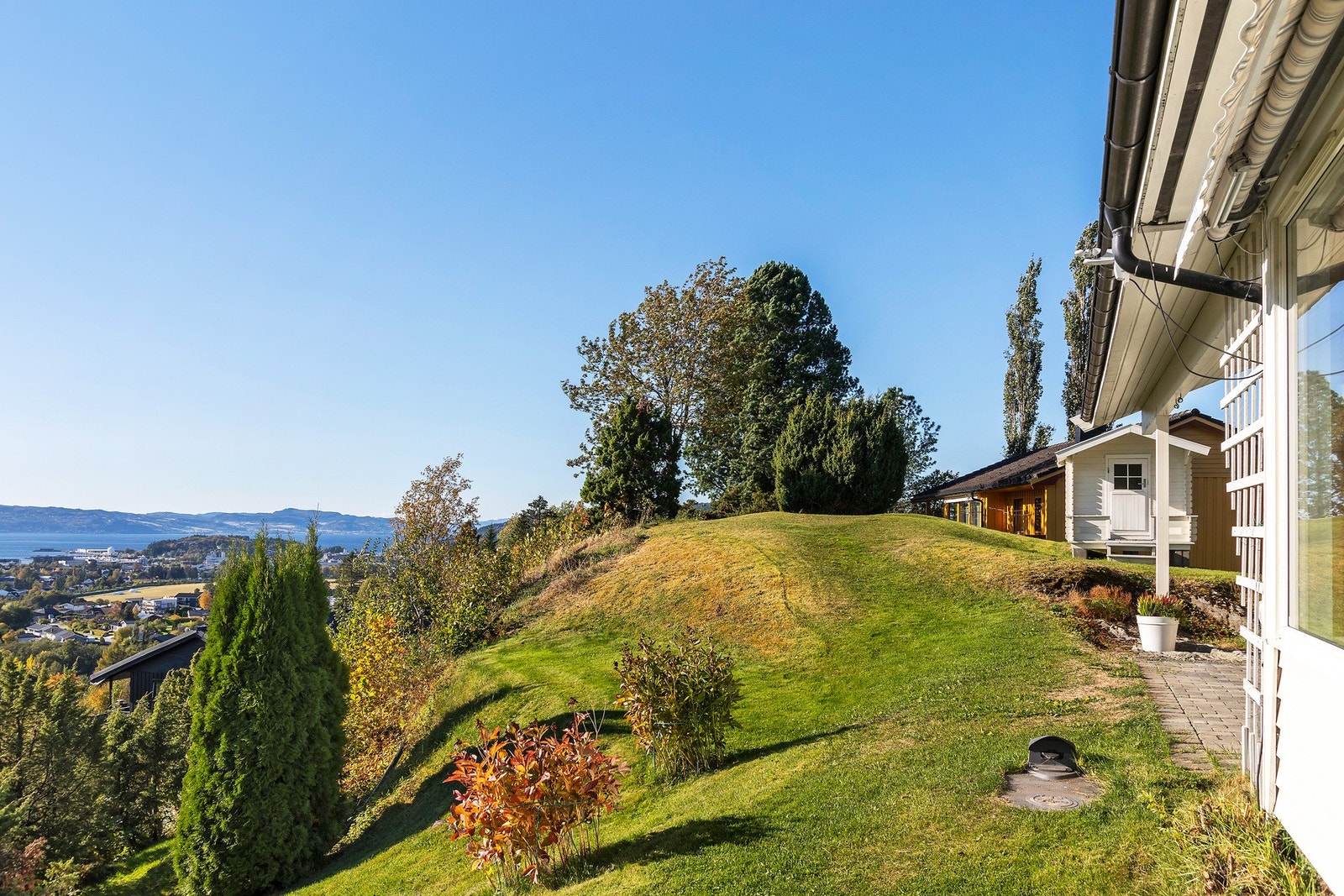 Utsikten fra eiendommen bør oppleves! Galleribilde