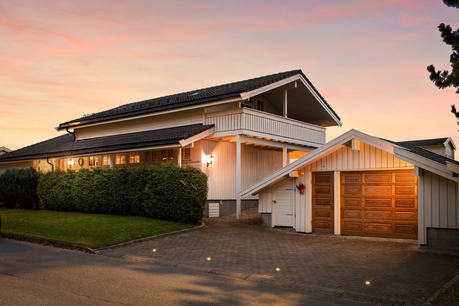 Enebolig på 156 BRA-i og garasje Galleribilde