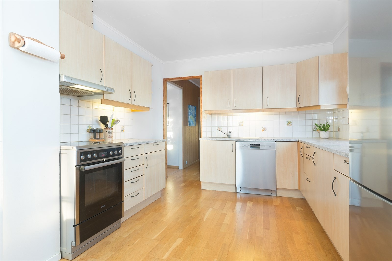 Romslig kjøkken - 1.etasje Galleribilde