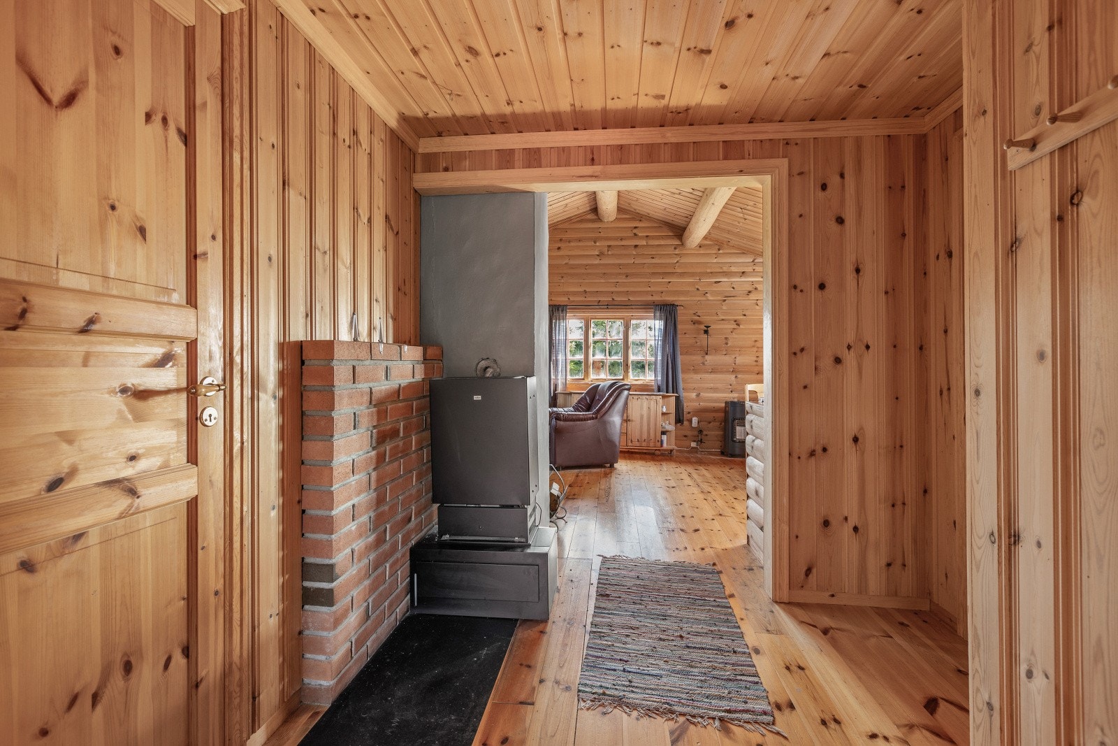 Fra gangen er det inngang til soverommene. Galleribilde