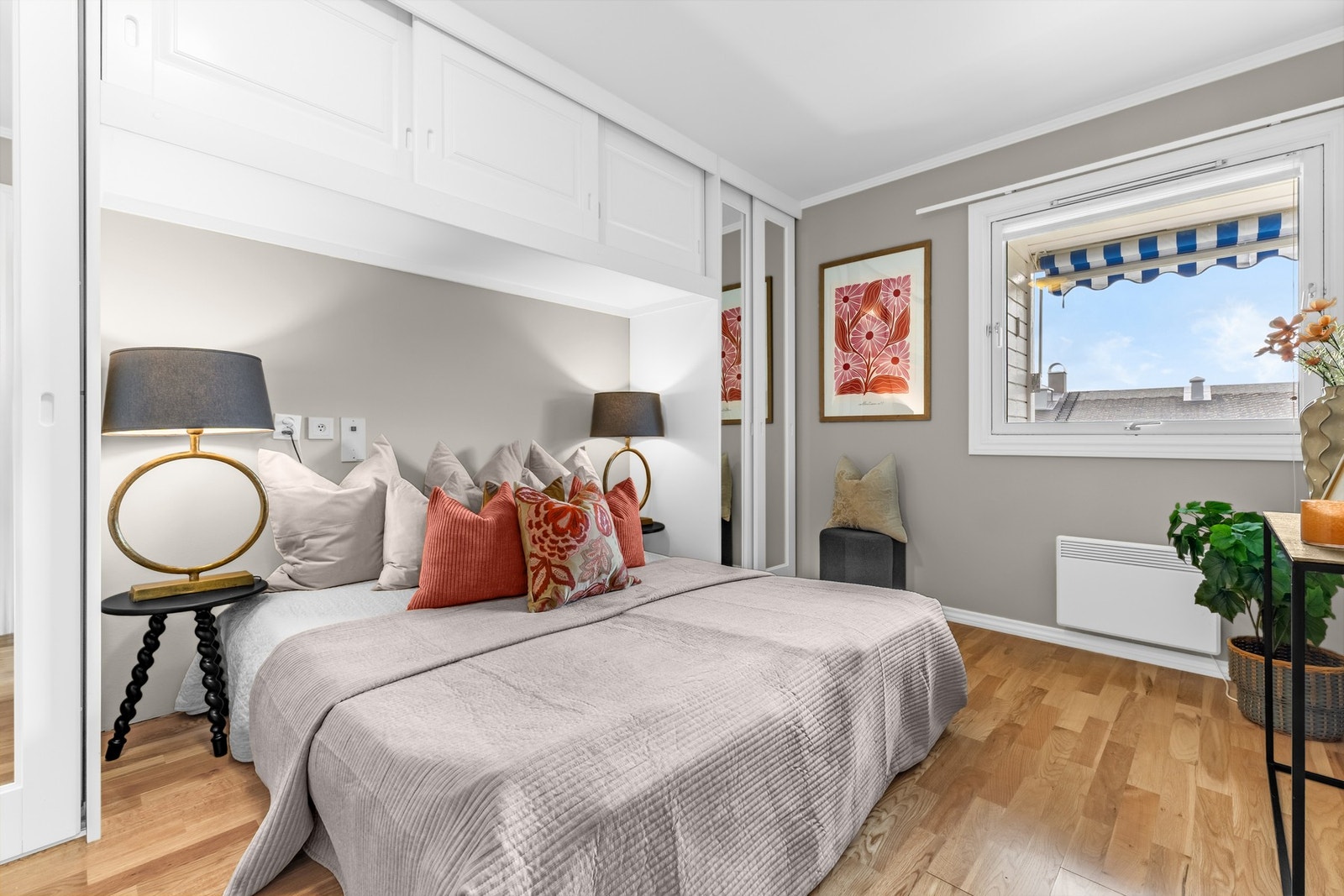 Det er totalt to soverom i leiligheten Galleribilde