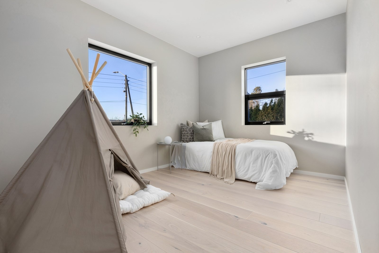 Soverom 2 - perfekt som barnerom, gjesterom eller kontor. Galleribilde