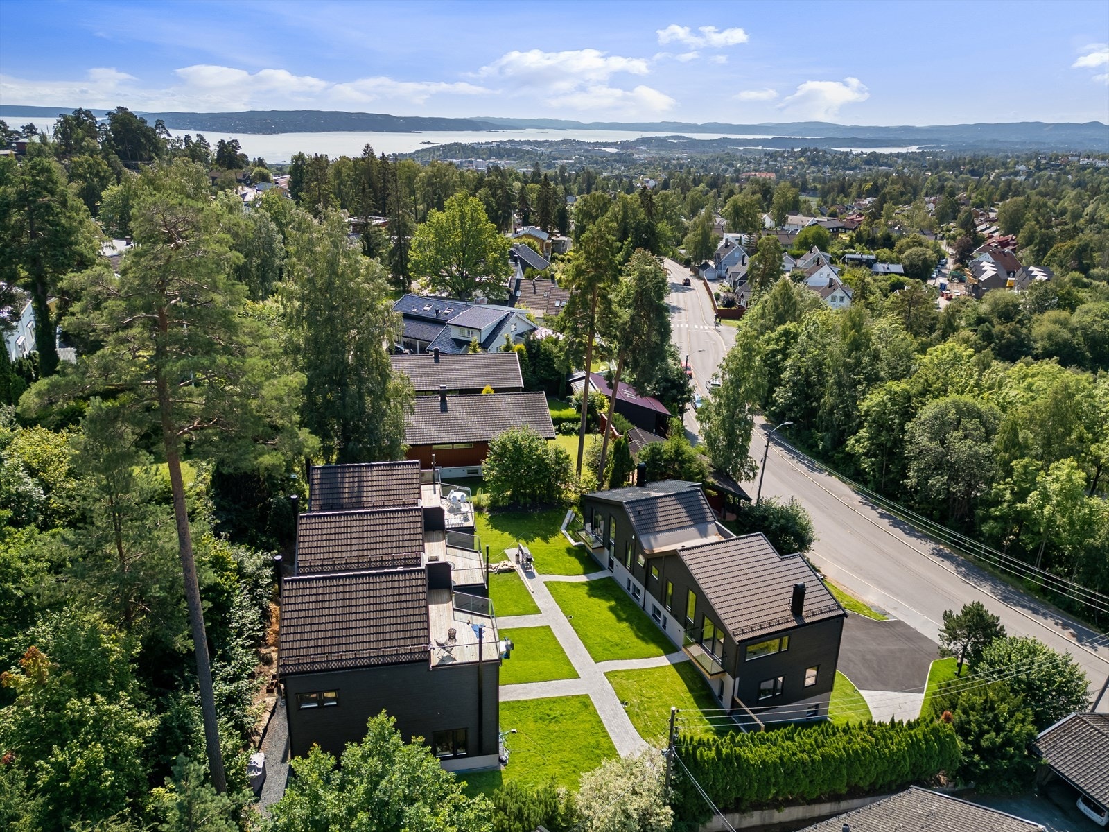 Underjordisk garasjeanlegg - det medfølger 1 garasjeplass. Galleribilde