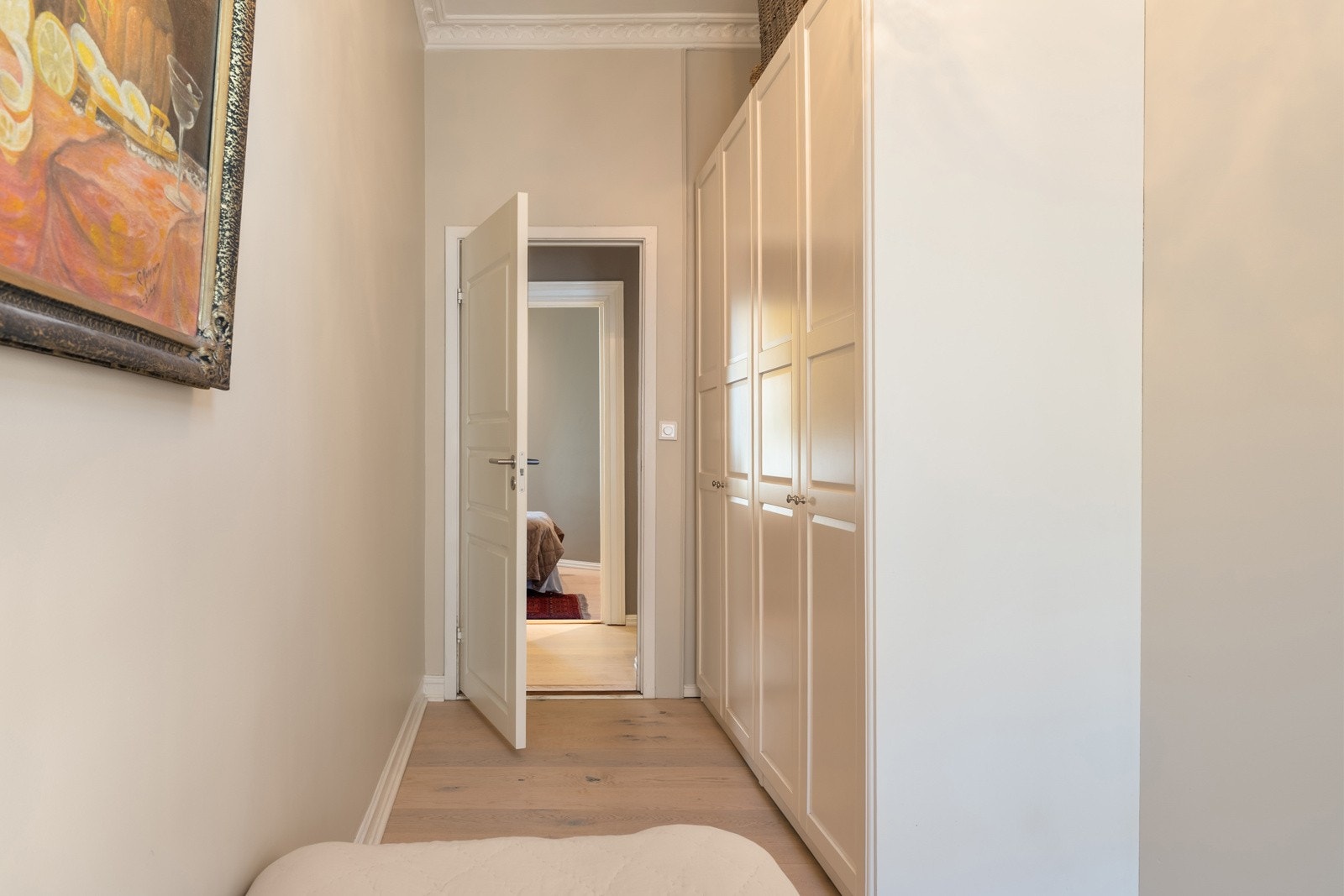 Soverom 2 også med stort garderobeskap Galleribilde