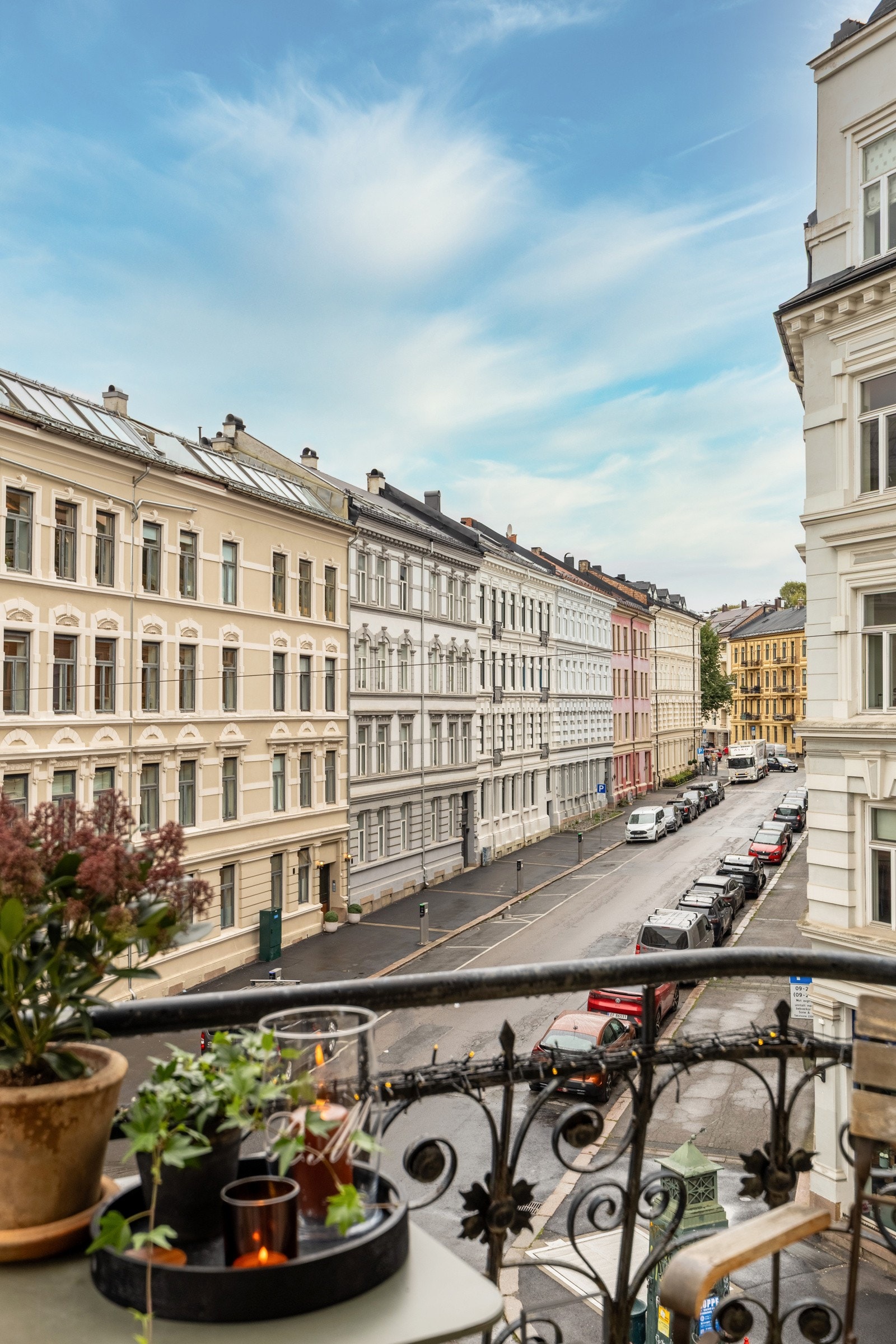 Hyggelig utsyn over nabolaget Galleribilde