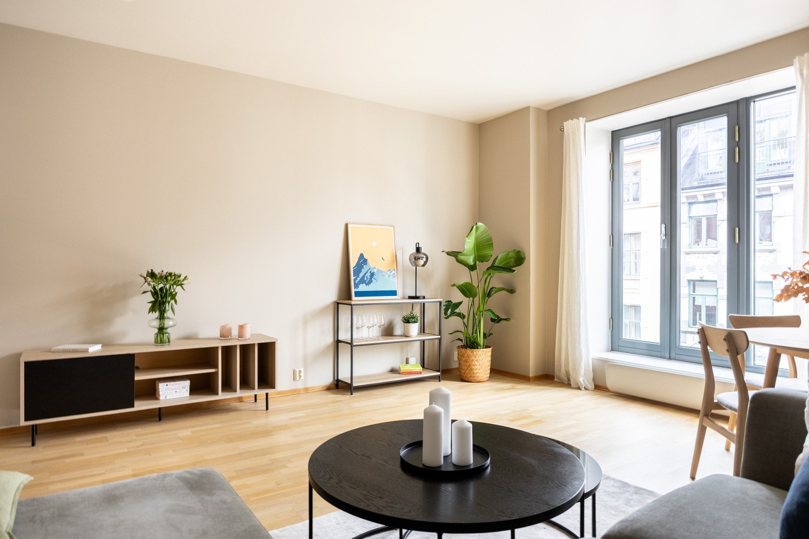 Leiligheten byr på flere gode kvaliteter og passer perfekt for deg som ønsker å bo sentralt i Oslo. Galleribilde