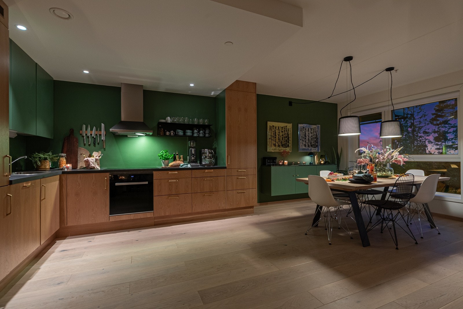 Velkommen til Toppen 11 - En flott og moderne 3-roms selveier med en fantastisk beliggenhet på toppen av Fjellhamar! Galleribilde