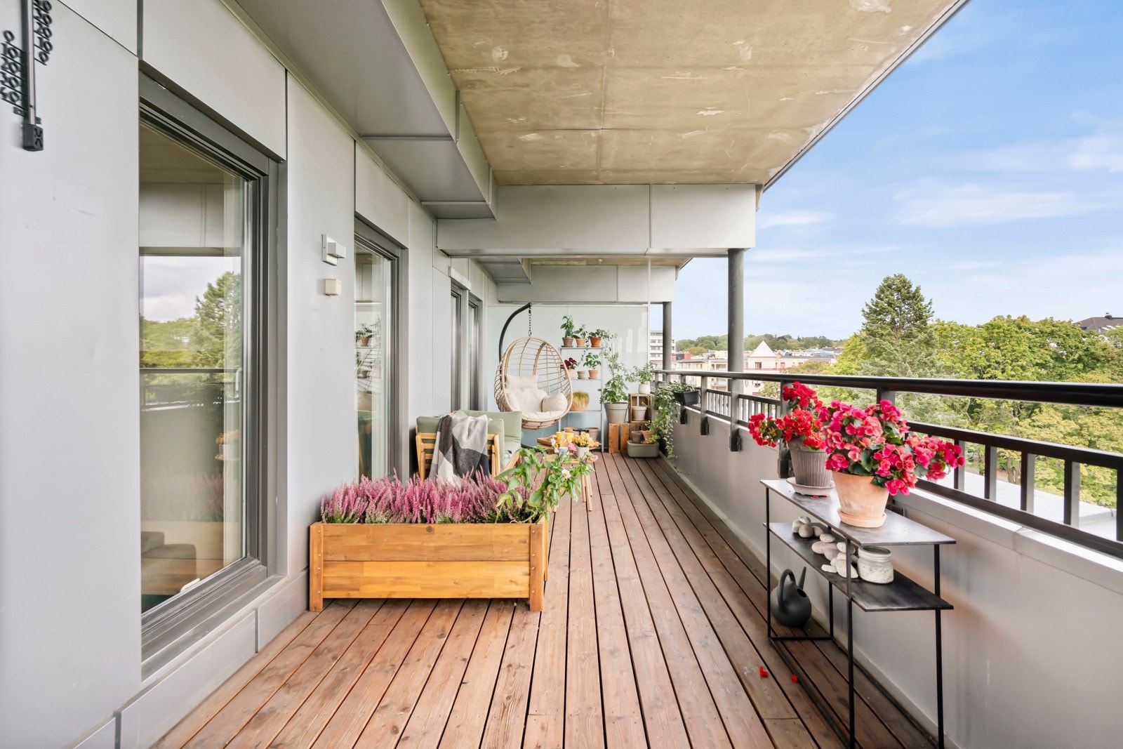 Tor Martin Tinderholt v/Privatmegleren Aksept har gleden av å ønske velkommen til denne unike muligheten i Populære Pilestredet Park! Galleribilde