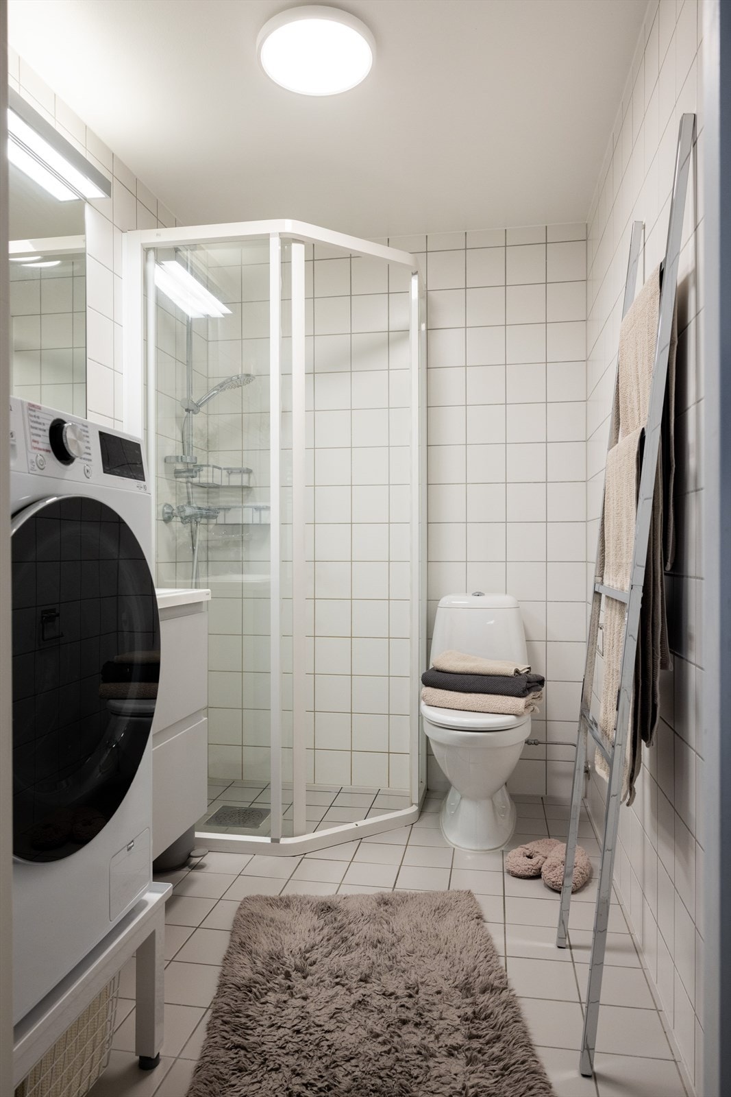 - Flislagt baderom fra 2007 med varme i gulvet - Galleribilde