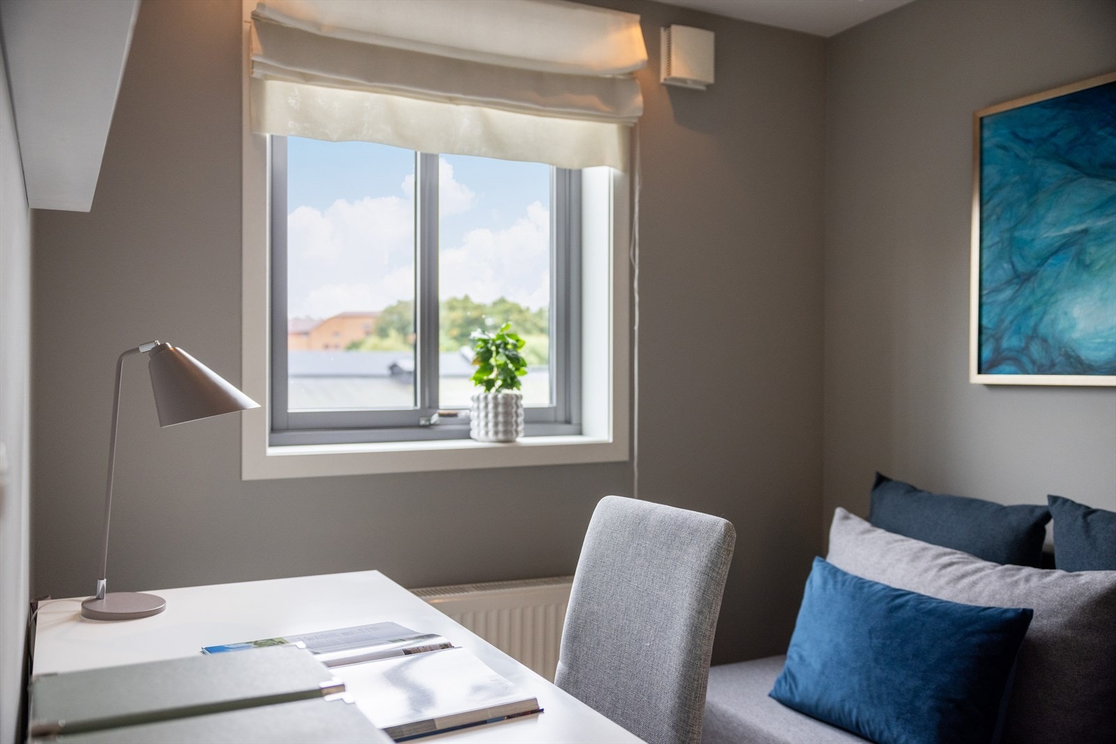 - Her er det plass til dobbeltseng og garderobeløsning - Galleribilde