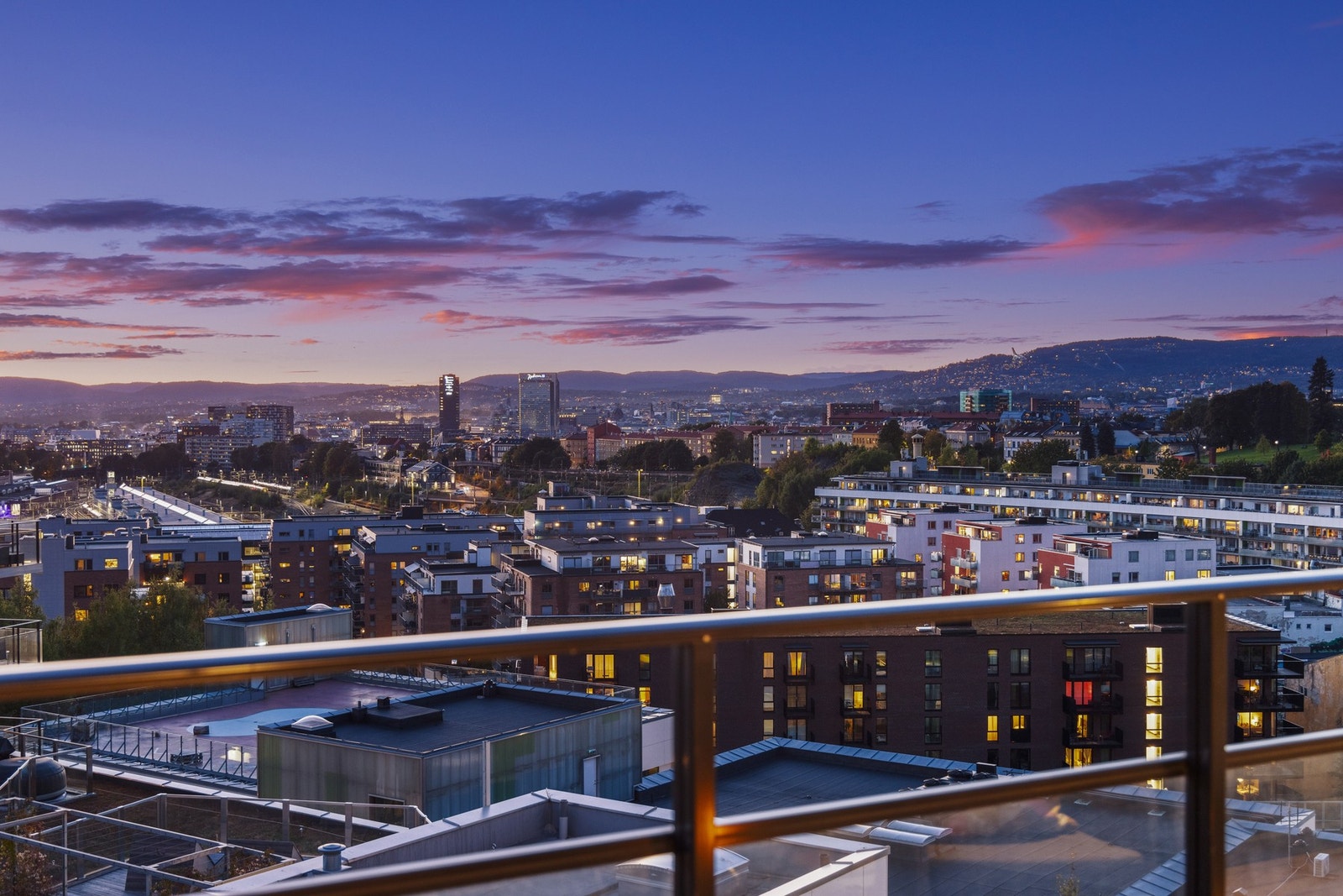 Ole Eirik Thunshelle i Privatmegleren ønsker velkommen til Ingeniørveien 4 Galleribilde