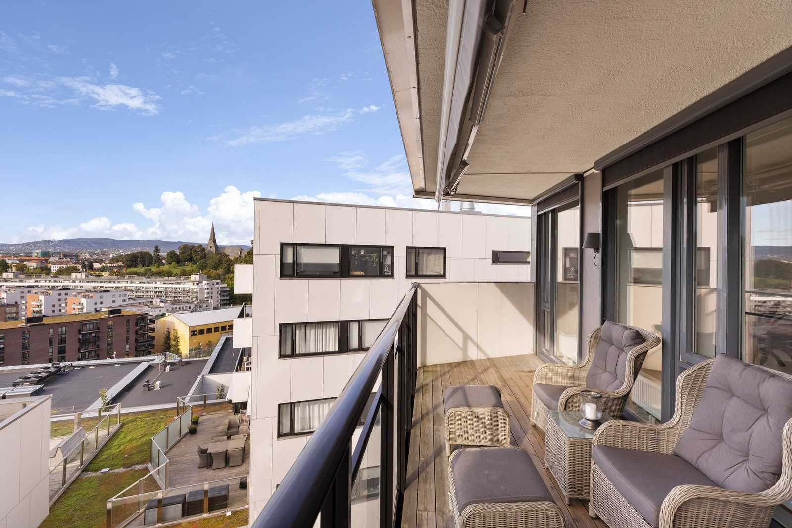 13 kvm overbygget balkong Galleribilde