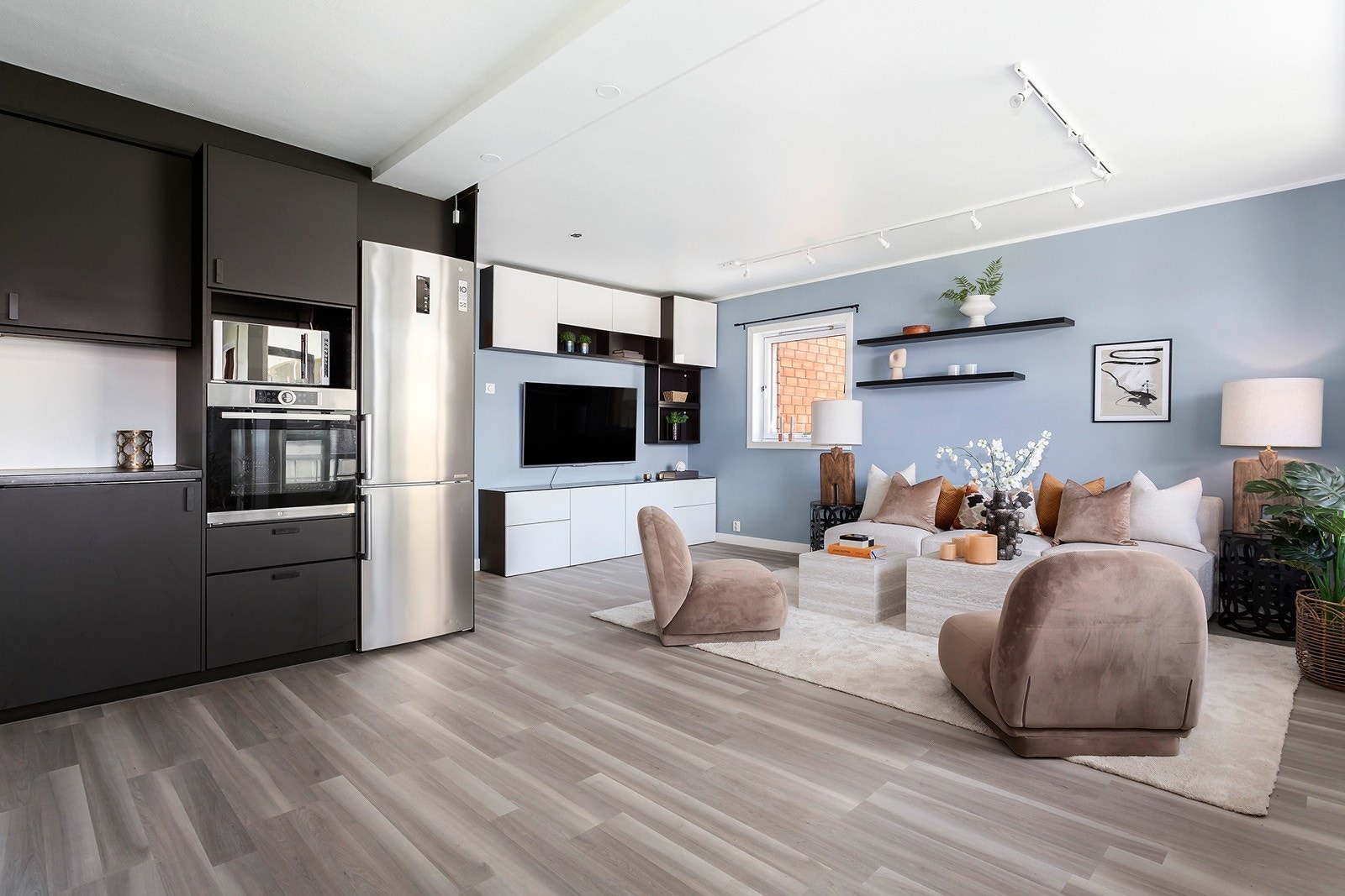 Hjørneleilighet med vindu på gavlvegg Galleribilde