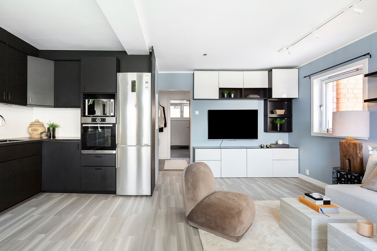 Kjøkken og stue i åpen løsning Galleribilde