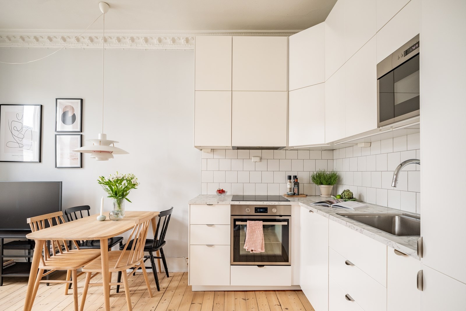 Leiligheten fikk nytt IKEA-kjøkken med HTH-benkeplate i 2019. Galleribilde