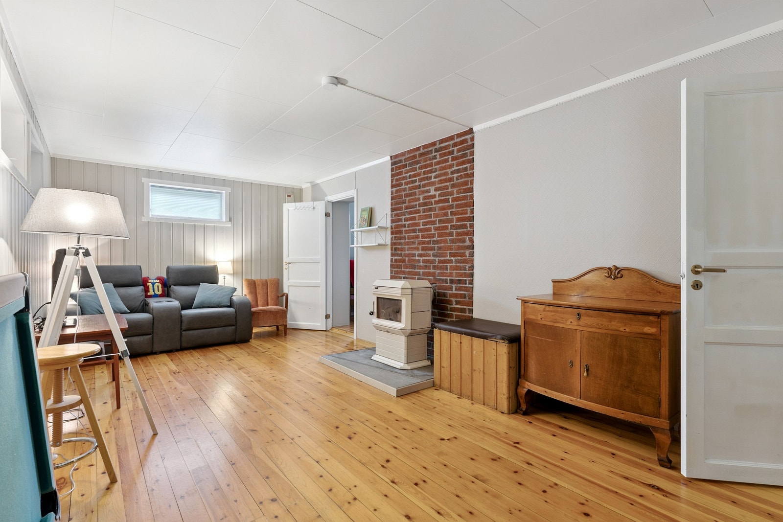 Oppholdsrom / Kjellerstue Galleribilde