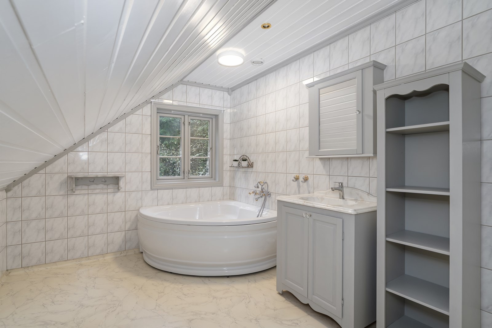 Baderom loft Galleribilde