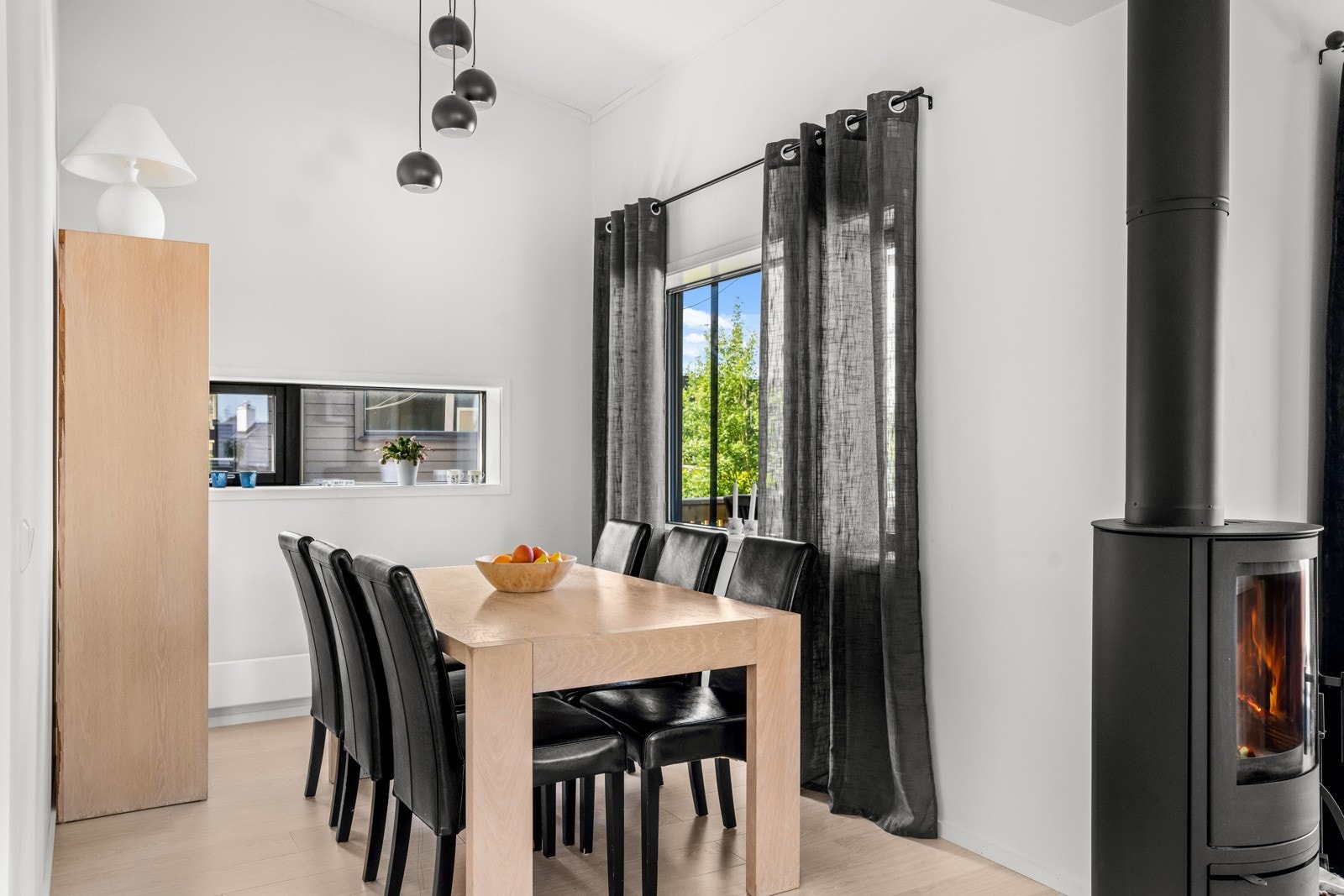 God plass til spisestuen Galleribilde