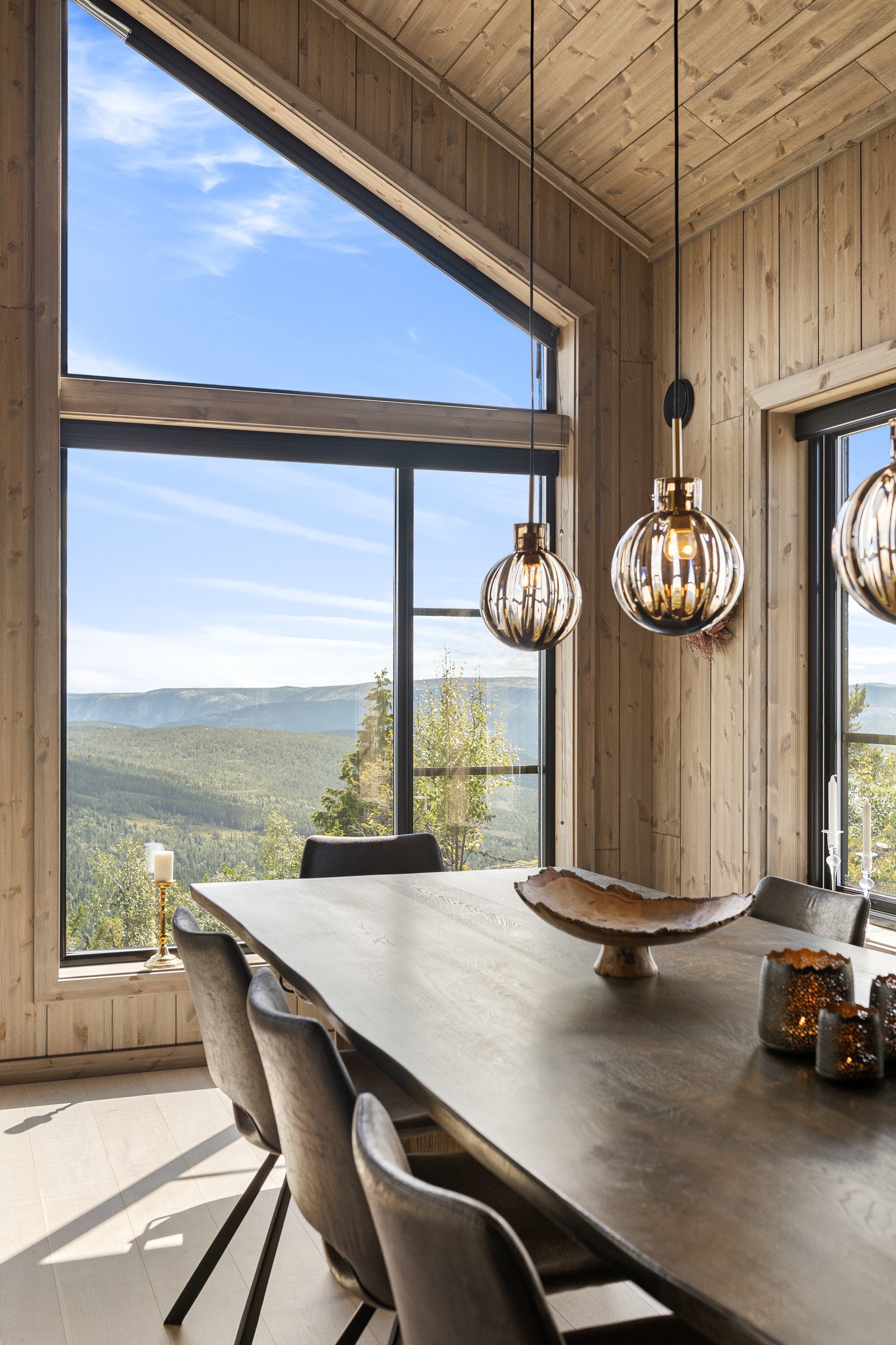 Her får du måltid med utsikt. Galleribilde