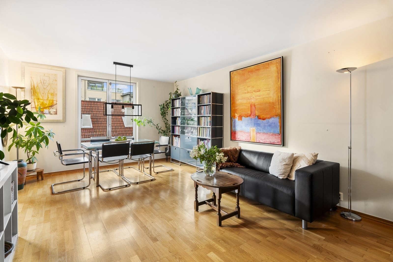 Dette er en flott 3-roms i bygg fra 2000 med heis og balkong Galleribilde