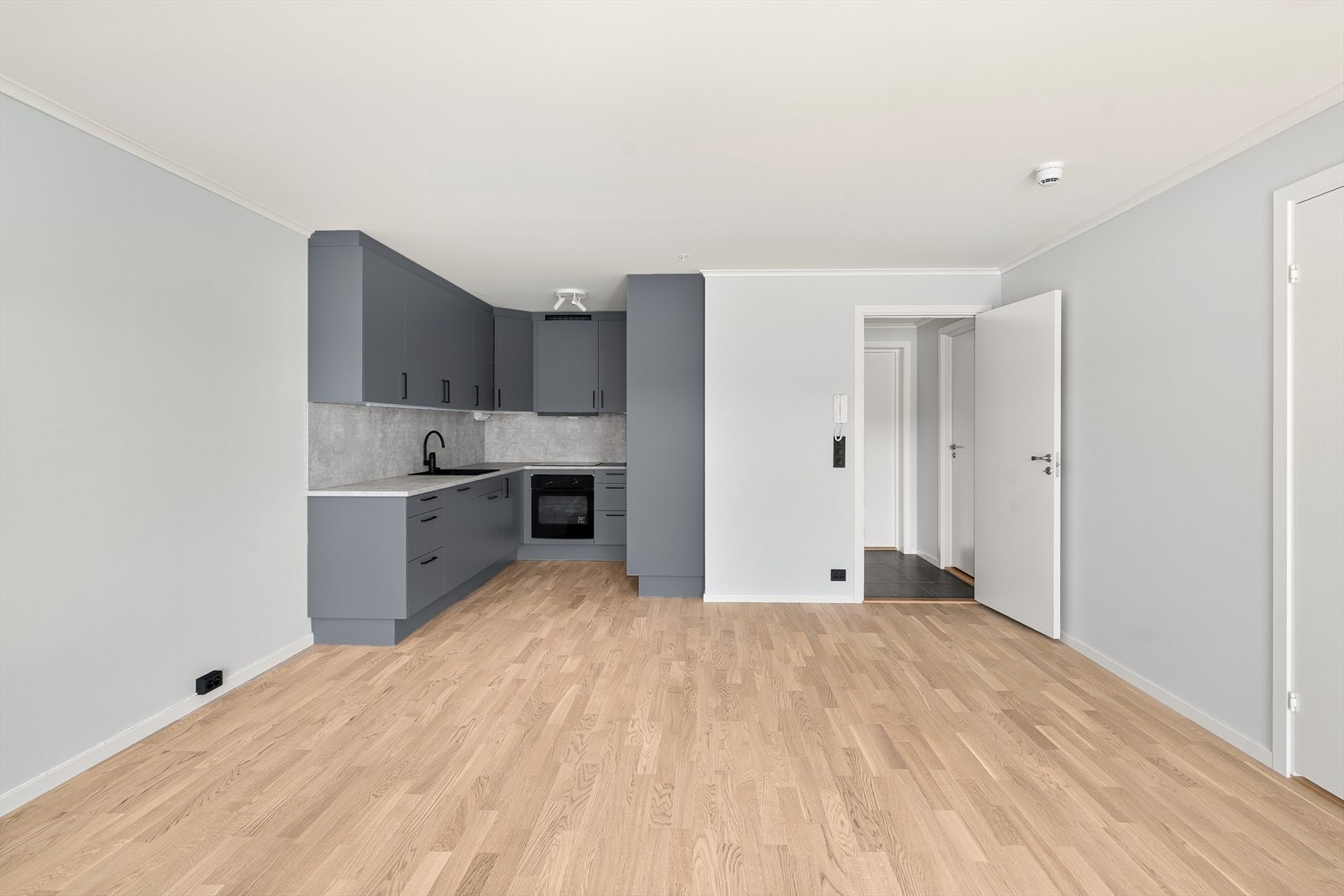 Felleskostnader på bare kr 2 942 i måneden gjør boligen rimelig i drift. Galleribilde