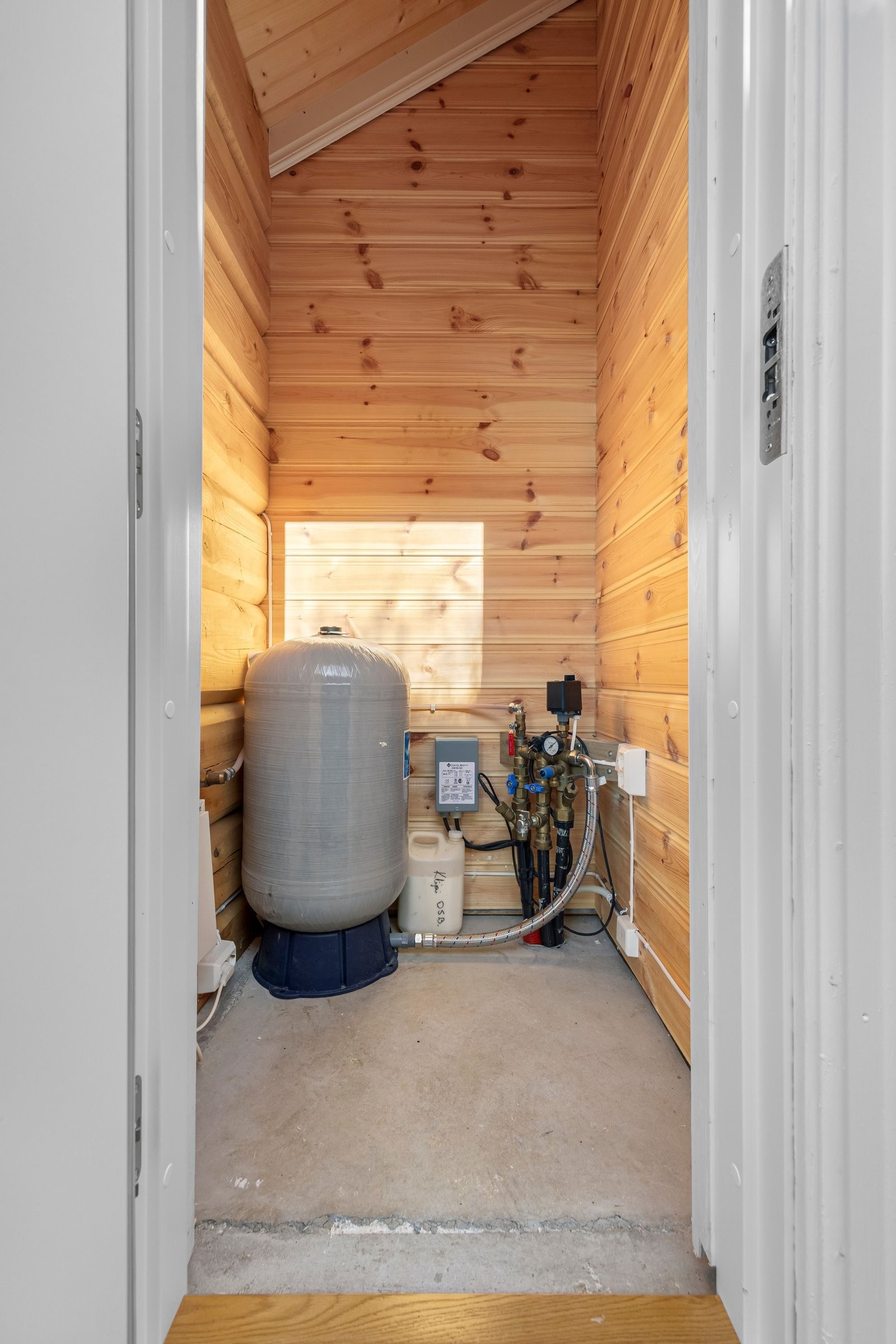 Pumperom i anneks Galleribilde