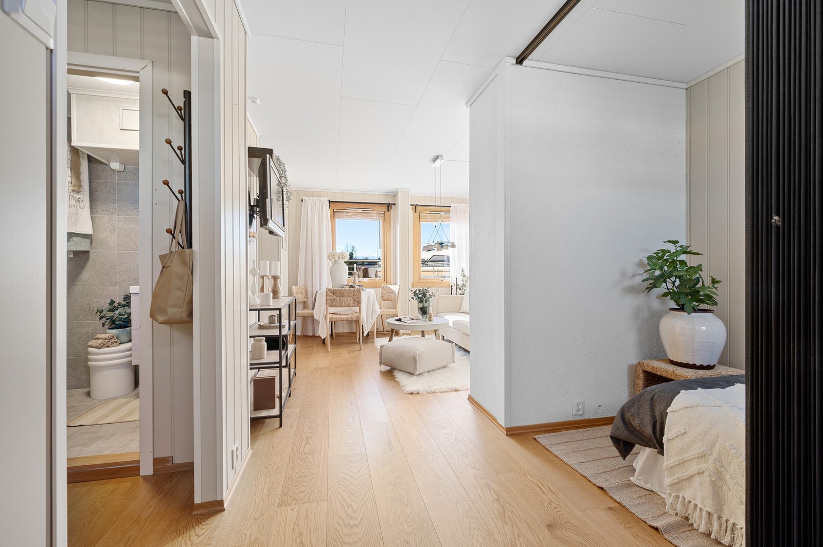 Hele leiligheten har en gjennomgående god standard. Galleribilde