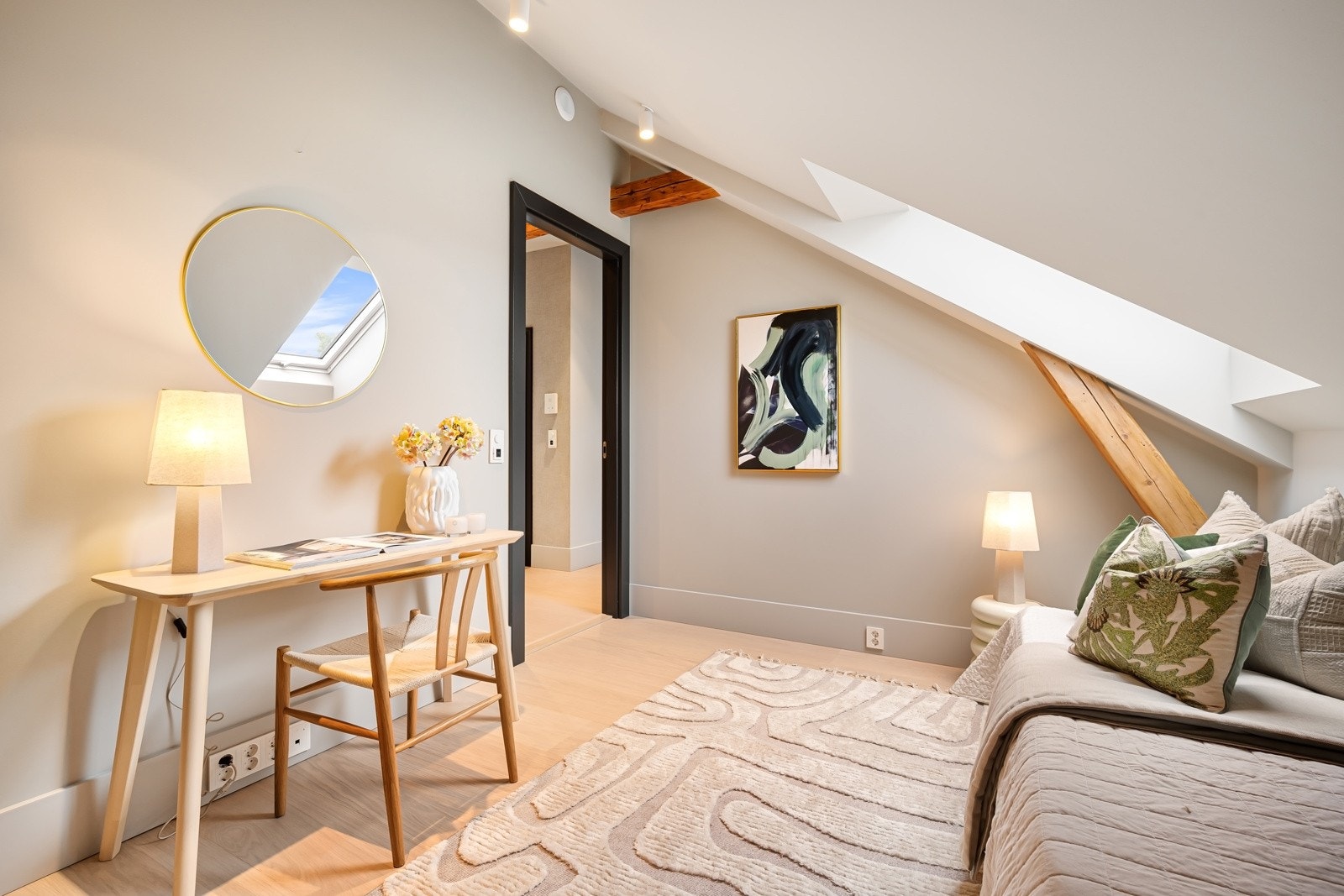 Det siste soverommet er også av svært god størrelse og har rom for dobbeltseng. Galleribilde