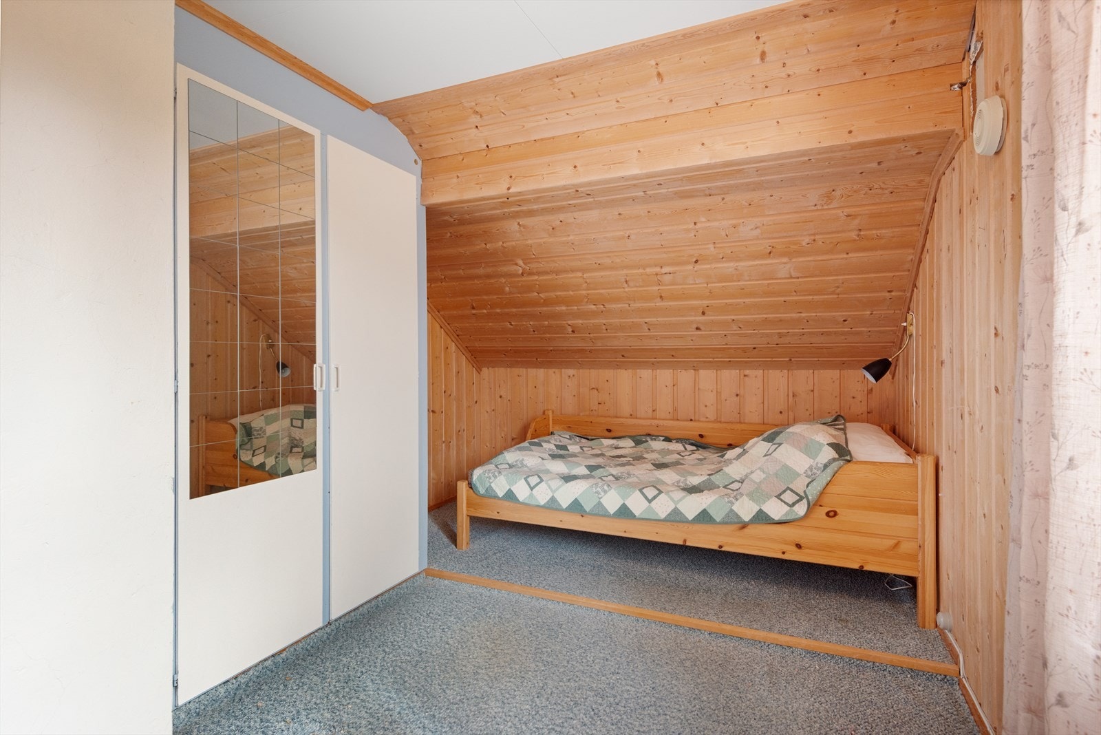 Soverom 2. etasje Galleribilde