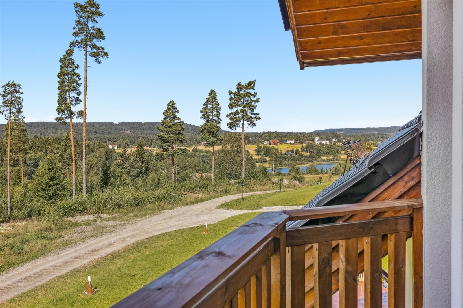 Sjøutsikt er det også fra balkongen. Galleribilde