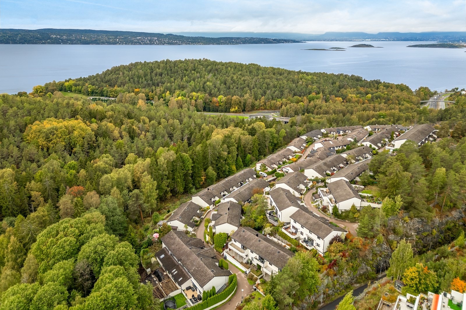 Meget populær Gamlelinja Borettslag ligger i Oslo kommune og består av 180 andelsleiligheter. Galleribilde