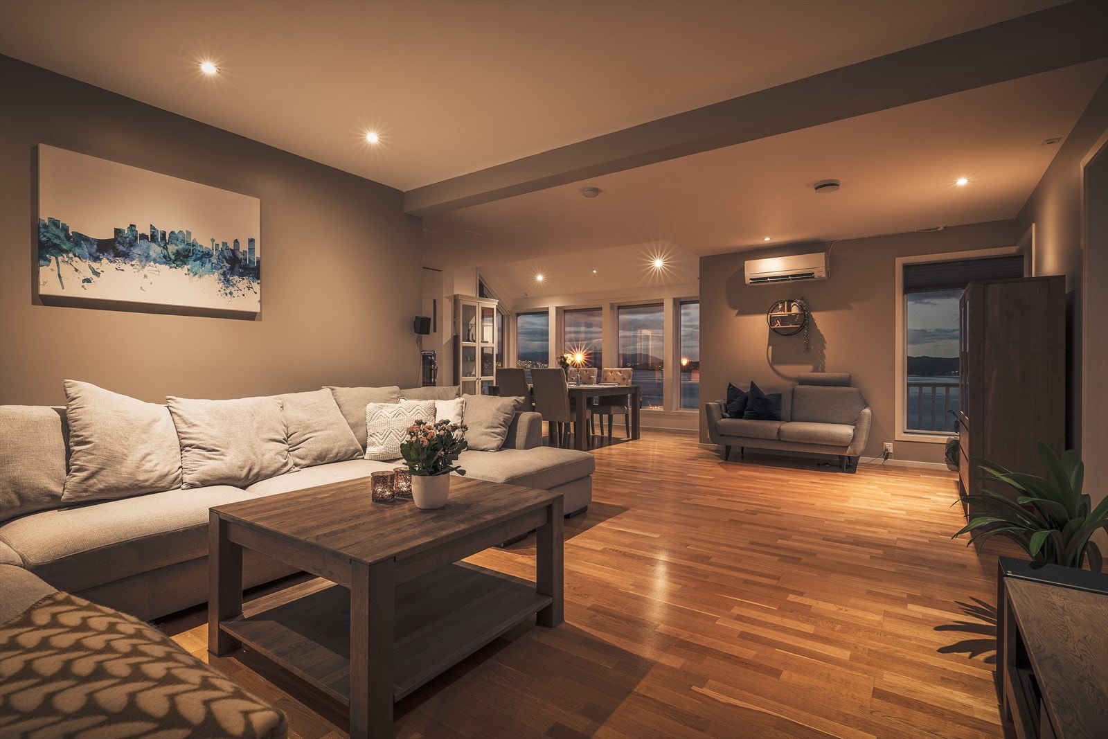 EiendomsMegler 1 ved Marcus Landmark har den store gleden av å presentere Mjukebakkane 12A! Galleribilde