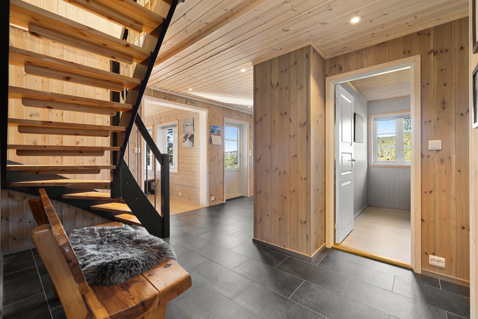 Videre inn til soverommene. Galleribilde