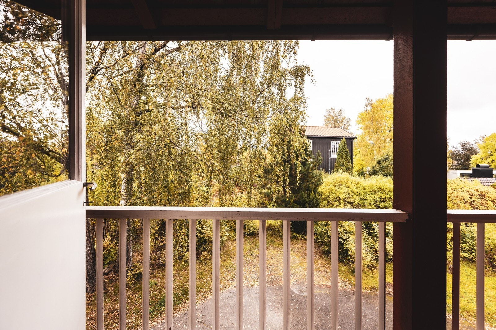 Usjenert beliggenhet uten innsyn Galleribilde