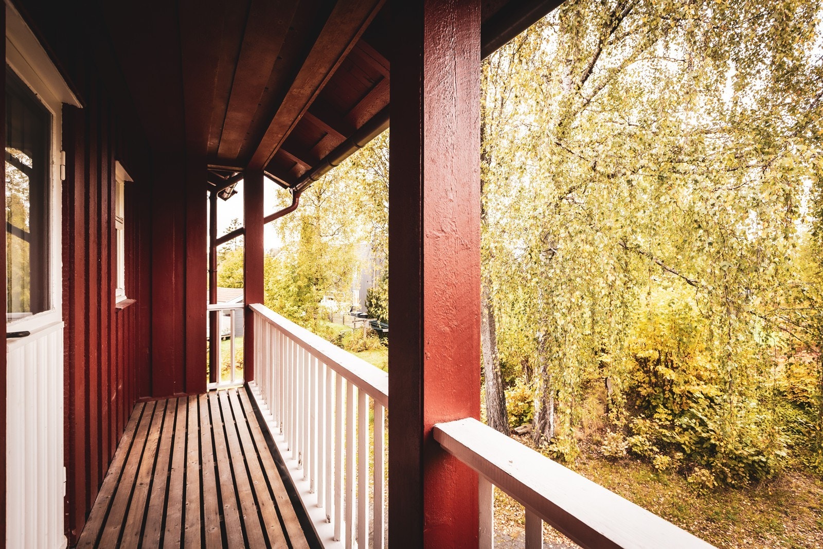 Veranda ut mot gårdsplassen Galleribilde