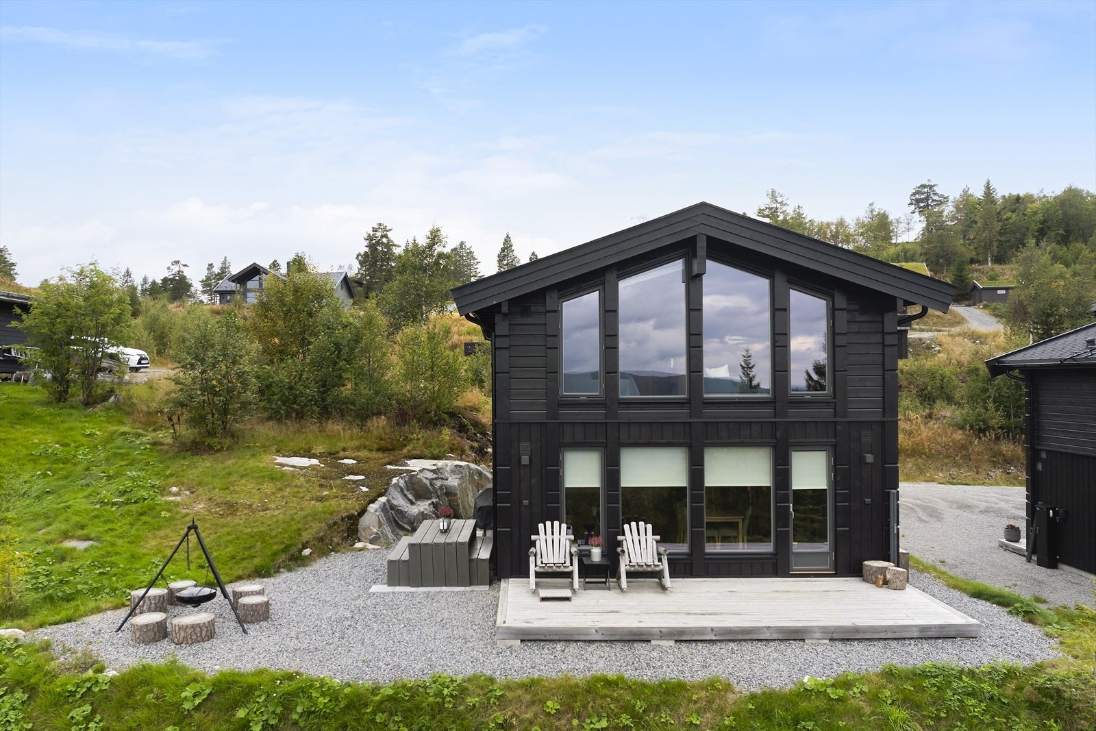 Velkommen til Brennkollveien 28C presentert av Bendik Blumenthal v/Nordvik Hyttemegling! Galleribilde