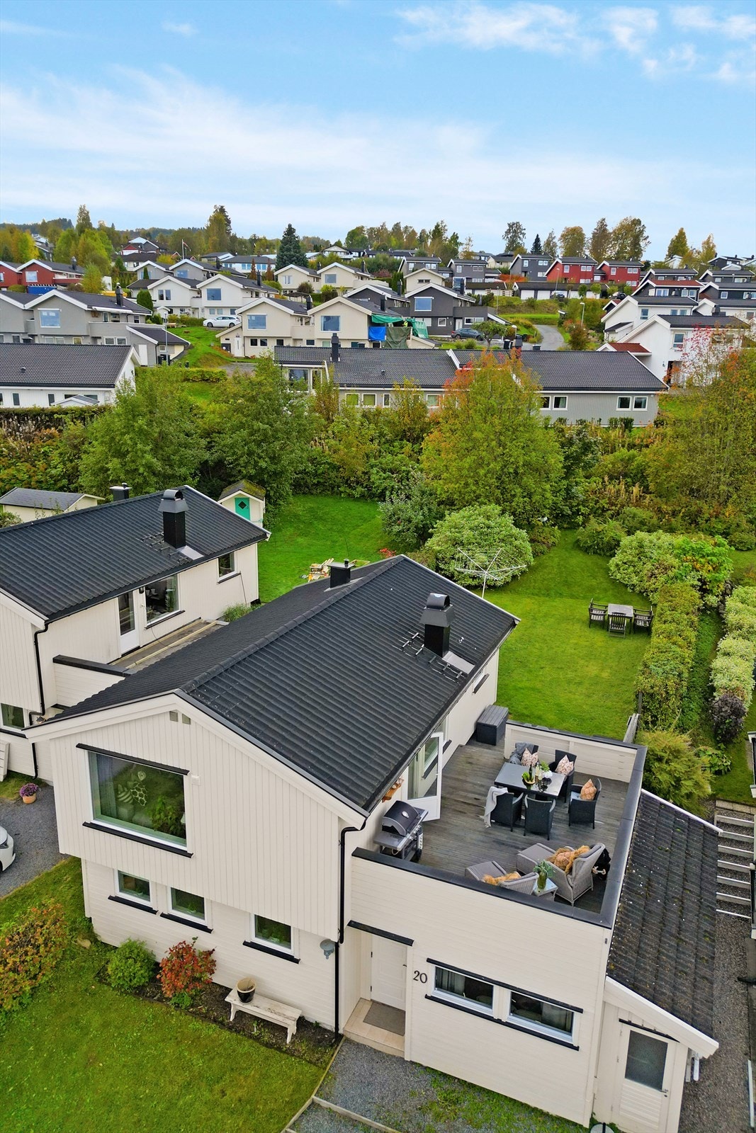 I hovedsak boligbebyggelse i området rundt. Galleribilde