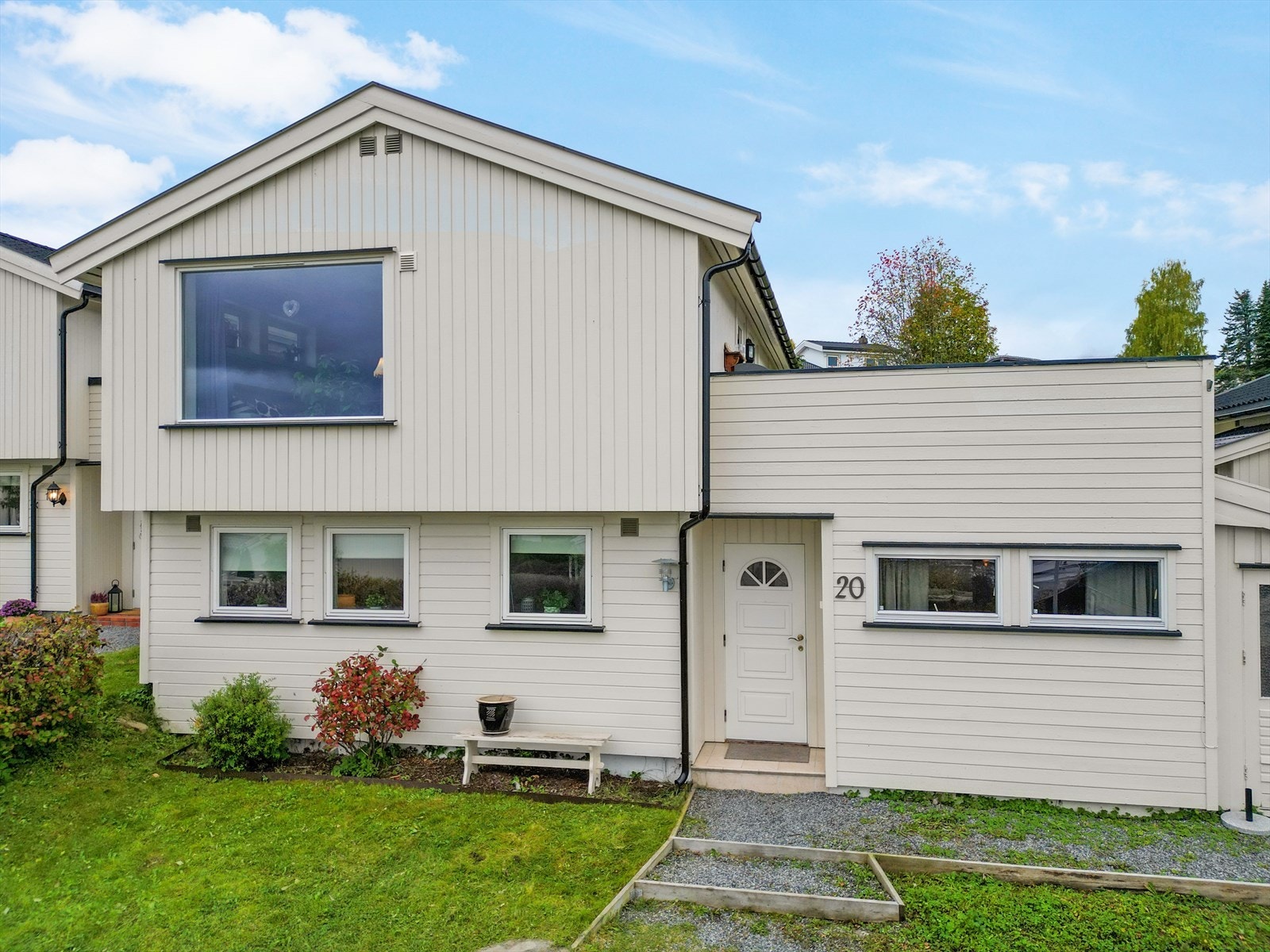 Inngangsparti. Galleribilde