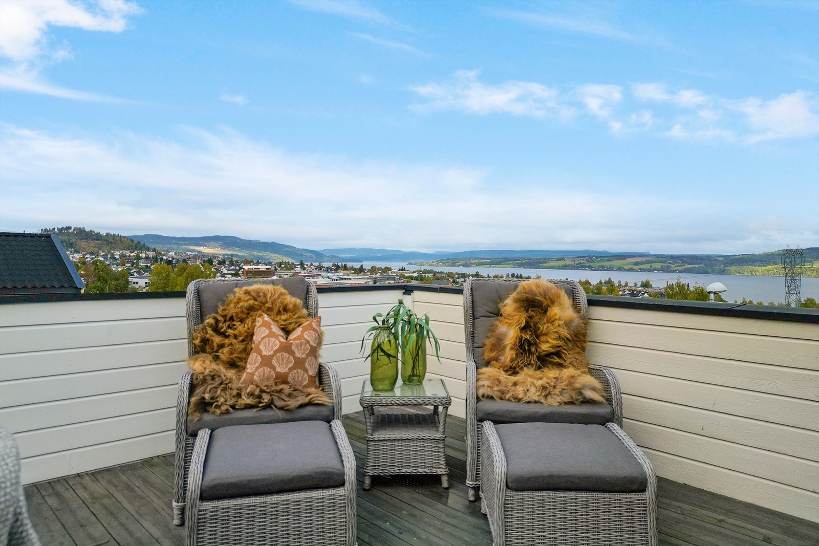 Fantastisk utsikt over Mjøsa. Galleribilde